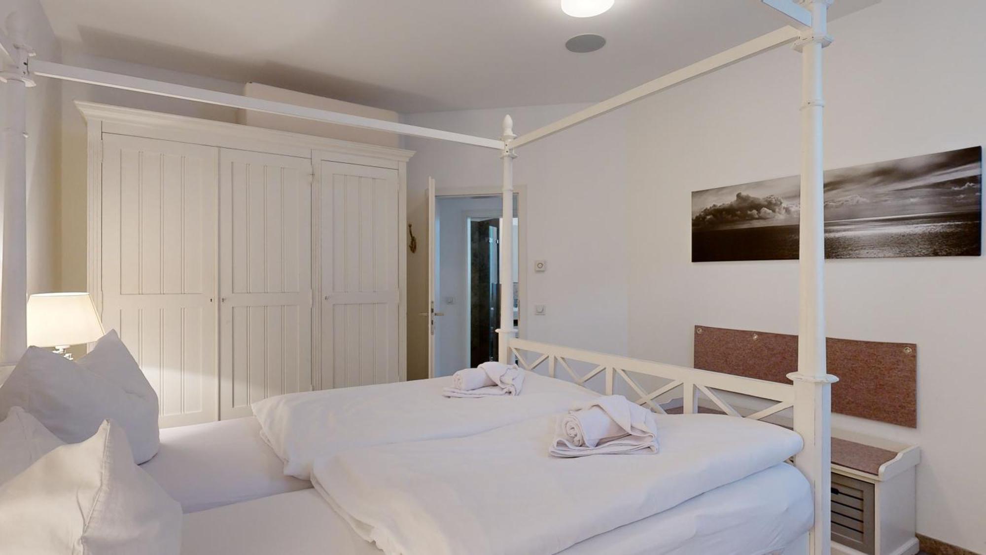Apartment Fewos In Direkt Am Mit Meerblick, Seeblick, *